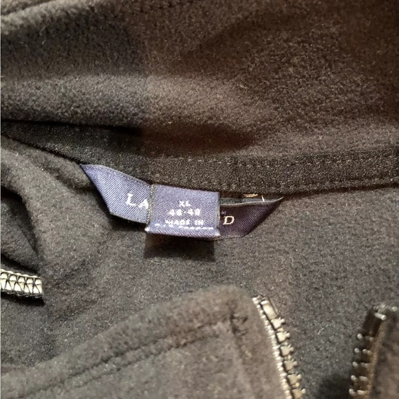 Lands End Black 1/4 Zip Pullover Fleece - Men’s XL, Chest 27.5”, Length 29” - Picture 3 of 4